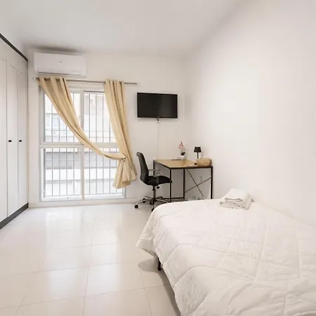 Alicante Beach Hostel-2